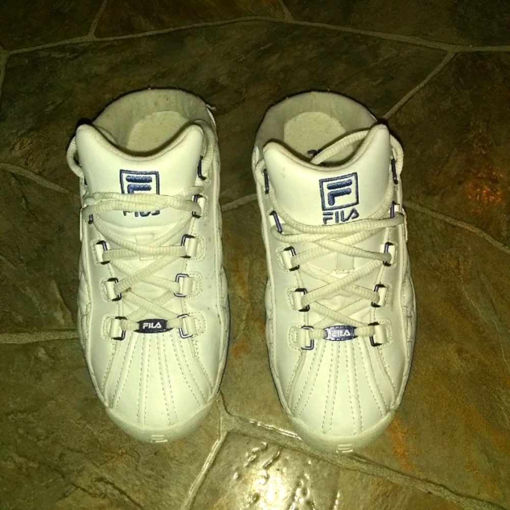 Women's Fila Disruptor slide on sneakers 7.5